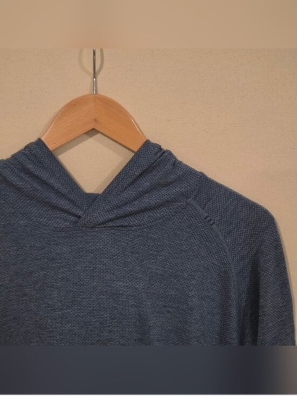 Lululemon Athletica Metal Vent Tech Hoodie L
